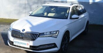 ŠKODA SUPERB COMBI 2,0 TDI DSG 4x4 STYLE - 2022 - 1968ccm, 147kW