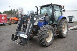 STEYR KOLOVÝ TRAKTOR - 2014 - 4485ccm, 96kW