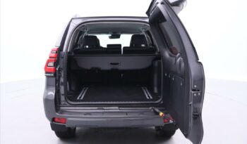 Toyota Land Cruiser 2,8 D-4D 150kW Aut. Invincible full