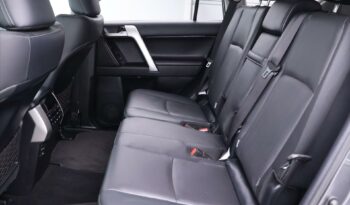 Toyota Land Cruiser 2,8 D-4D 150kW Aut. Invincible full