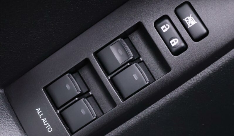 Toyota Land Cruiser 2,8 D-4D 150kW Aut. Invincible full