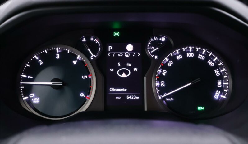 Toyota Land Cruiser 2,8 D-4D 150kW Aut. Invincible full