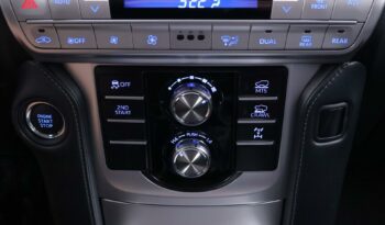 Toyota Land Cruiser 2,8 D-4D 150kW Aut. Invincible full