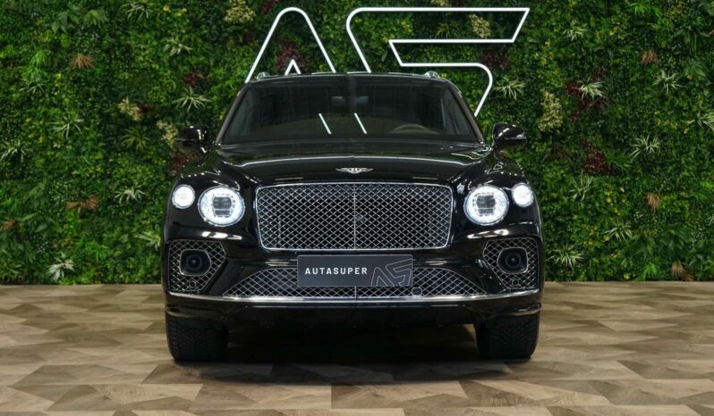 Bentley Bentayga V8 full