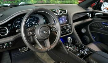 Bentley Bentayga V8 full