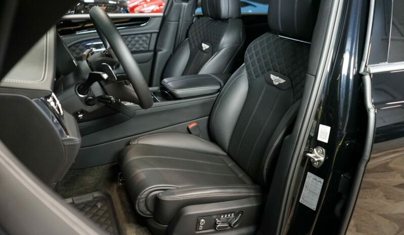 Bentley Bentayga V8 full