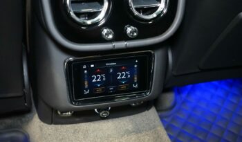 Bentley Bentayga V8 full