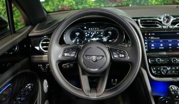 Bentley Bentayga V8 full