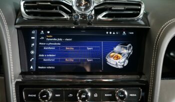 Bentley Bentayga V8 full