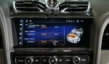 Bentley Bentayga V8 full