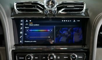 Bentley Bentayga V8 full