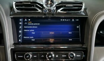 Bentley Bentayga V8 full