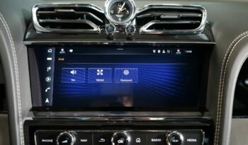 Bentley Bentayga V8 full