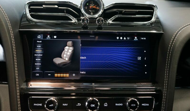 Bentley Bentayga V8 full