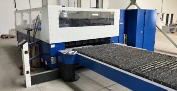 TRUMPF TRUMATIC L3050 LASEROVÝ ŘEZACÍ STROJ -  -