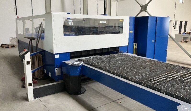TRUMPF TRUMATIC L3050 LASEROVÝ ŘEZACÍ STROJ -  -